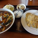 にぃしょう わぁしょう - 広東麺と半炒飯　　　　　　ランチセット