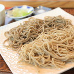 おおもり - 「たべくらべ」1,200円　せいろと挽きぐるみの田舎そばの2種類を食べ比べ