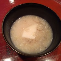草喰 なかひがし - つくね芋とやまいもかんの白味噌椀