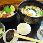 ゆう - ランチ 暖かいうどんと海鮮丼　