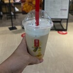 ゴンチャ - ドリンク写真:紅はるか ミルクティー