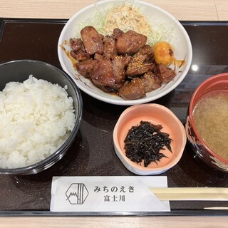 富士川キッチン_0
