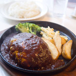 デコ カフェ ビー - 週替わりランチ