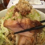 麺屋　ばばん - ブタ。豚バラ肉本来の旨味が出たもの。