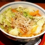 餃子のくろぎ - ★野菜たっぷりヘルシーラーメン