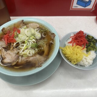 ナギチャンラーメン_1