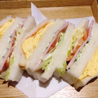 珈琲専門店 風見鶏_0