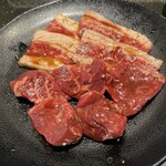 焼肉じゃんじゃか - 料理写真:カルビ&ハラミ