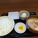 大衆食堂 半田屋 - 料理写真:豚汁定食