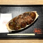 築地銀だこ - 料理写真:たこ焼き8個入り