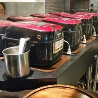 銀座米料亭 八代目儀兵衛 - パナソニックとコラボで炊飯器で炊いてる。