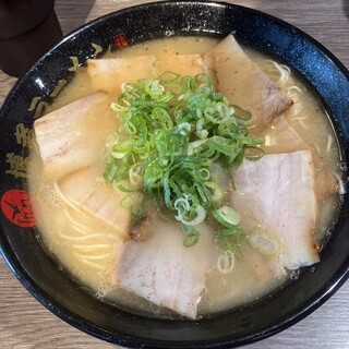 博多ラーメン つる_1