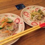 kitchen 熱風アジア - しばし出前をこなした後に～セットのサラダ的に春雨サラダと茄子のマリネ的な物を頂きながら～