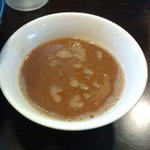 兎に角 - 割スープ。途中から味の変化を楽しめます。