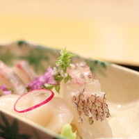 懐石料理 はし本 - "向附（むかふづけ）"、眞鯛（まだひ）