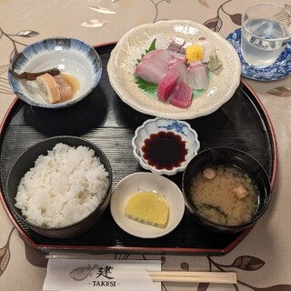 食事処 建_1