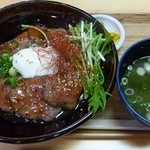 ゑびや大食堂 - 松阪牛自家製ローストビーフ丼