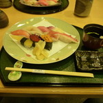 よし寿司にぎり です！