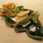 くろぎ - 姫筍とこしあぶらの天ぷら、桜海老と三ッ葉のかき揚げ