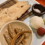 千歳 - 鰻の白焼き　骨せんべい