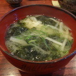 ゆうがた - 大根、ワカメ、葱の味噌汁