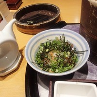 まるや本店 中部国際空港店 - ②薬味と共に食べます！