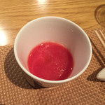 小石川 中勢以 - トマトとコンソメの冷製スープ