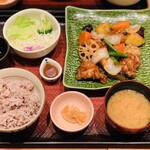 大戸屋 - 料理写真: