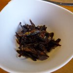 名物といわれる「もろこ（３２０円）」、御飯にあう。