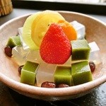 香炉庵 茶寮 元町本店 - あんみつ