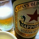 Iitoko dori - 瓶ビールはサッポロの赤星