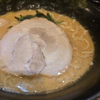 横浜家系ラーメン 銀家_1