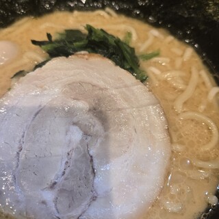横浜家系ラーメン 銀家_0