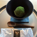 丸山海苔店 - 中嶋農法　抹茶アイスクリーム、ほうじ茶付き（520円）