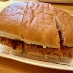 珈琲所コメダ珈琲店 - 料理写真:カツパン