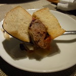 京都 ネーゼ - 2009/11月：ホットドッグの断面っす。