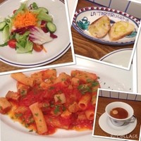 トラットリア ラ タルタルギーナ - 初！1,000円のランチ。パスタは少し芯がありましたが自家製パンも柔らかく味もよかった。パスタ、コーヒーを出すタイミングに難が(^^