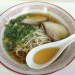 一楽天 - ラーメン小(320円)