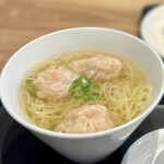 ミスタードーナツ - 料理写真:海老ワンタン麺