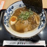 弟子屈ラーメン - 料理写真:魚介しぼり醤油ラーメン