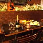 洋食屋Dining&Bar Roots