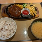 やよい軒 - 料理写真: