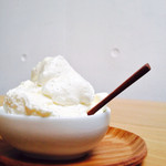 uzna omom b one - 北海道純生クリームをトッピング