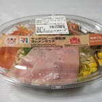 セブンイレブン - 料理写真:サッポロビール園ラーメンサラダ398円