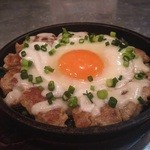 Yokohama Modan Yaki Juu - 鉄板チーズつくね