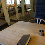 ドロフィーズカフェ - 店内