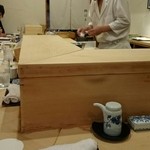 すし割烹 鮓はる - お見せのご主人 素晴らしい職人さんです。