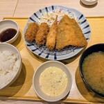 やよい軒 - 料理写真:かきフライミックス定食