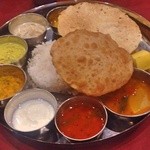 エー・ラージ - 