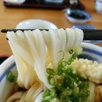 結々亭 - きれいな麺です